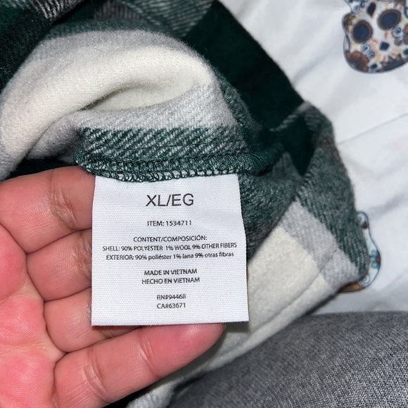 HFX Womens Shirt Jacket
Green White Shacket Pockets
Relaxed Fit Long sleeves - Picture 12 of 13